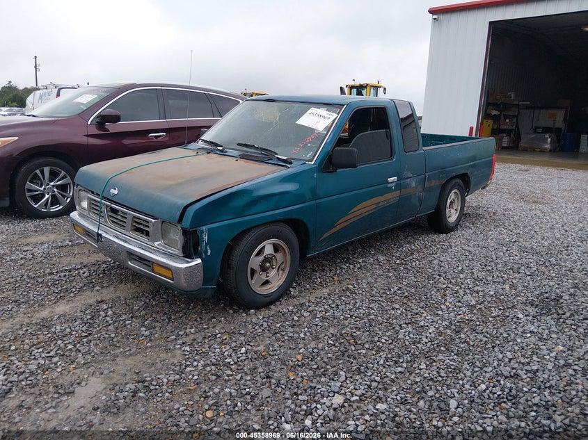 1995 Nissan Truck VIN 1N6SD16SXSC448627 IAAI salvage auction — FRONT & REAR, Clear (Mississippi), sold $450 on 2026-07-08 (photo 2)