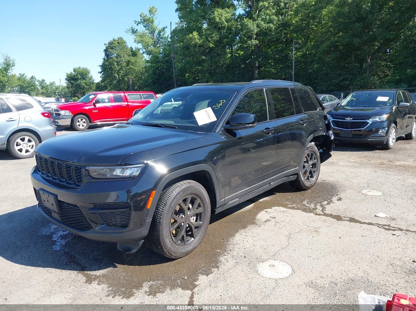 2024 Jeep Grand cherokee VIN 1C4RJHAG7RC262897 IAAI salvage auction — REAR END, Salvage - Greater Than 75% (Maryland), sold $10,150 on 2026-07-29 (photo 2)