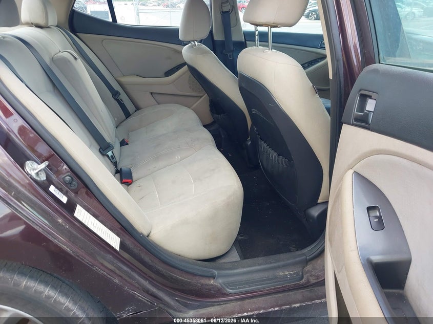 2013 Kia Optima VIN 5XXGM4A77DG215739 IAAI salvage auction — FRONT & REAR, Clear (Florida), sold $700 on 2026-07-20 (photo 8)