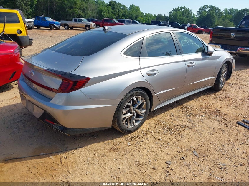 2021 Hyundai Sonata VIN KMHL64JA0MA150681 IAAI salvage auction — LEFT SIDE, Salvage Title, sold $1,100 on 2026-07-30 (photo 4)