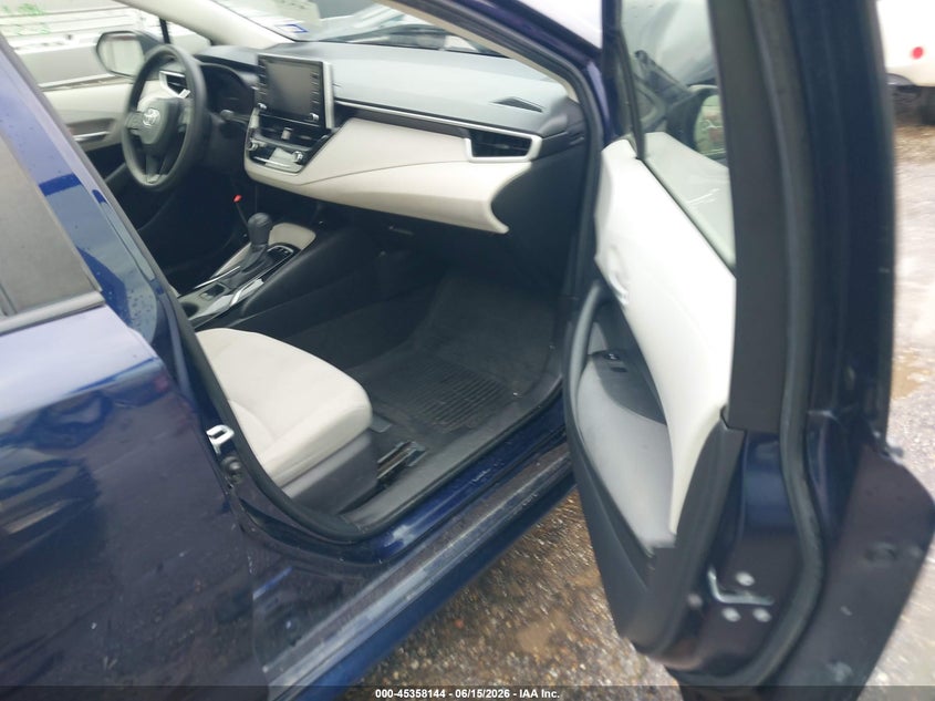 2021 Toyota Corolla VIN JTDEAMDE9MJ031358 IAAI salvage auction — FRONT END, Salvage Title, sold $4,850 on 2026-07-22 (photo 5)