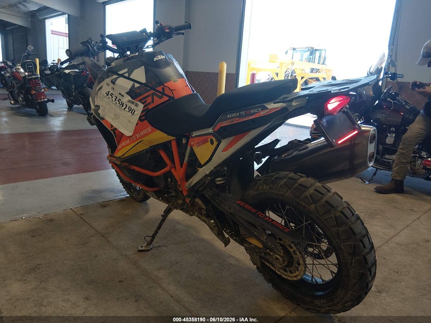 2022 Ktm VIN VBKV59405NM951668 IAAI salvage auction — FRONT END, Salvage (Nevada), sold $2,700 on 2026-07-07 (photo 3)