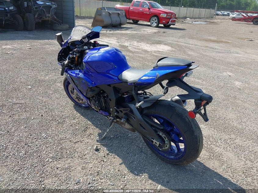2026 Yamaha Yzf VIN JYARNA7EXTA001103 IAAI salvage auction — LEFT SIDE, Salvage (West Virginia), sold $10,400 on 2026-08-24 (photo 3)