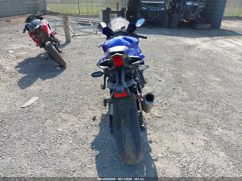 2026 Yamaha Yzf VIN JYARNA7EXTA001103 IAAI salvage auction — LEFT SIDE, Salvage (West Virginia), sold $10,400 on 2026-08-24 (photo 6)