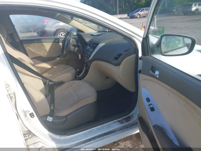 2012 Hyundai Accent VIN KMHCU4AE5CU262396 IAAI salvage auction — REAR END, Rebuildable (Florida), sold $375 on 2026-07-29 (photo 5)