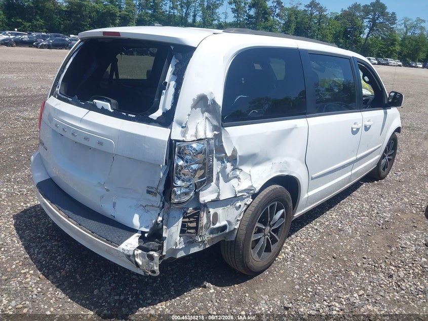 2017 Dodge Caravan VIN 2C4RDGEG9HR709926 IAAI salvage auction — FRONT & REAR, Salvage Title, sold $625 on 2026-07-24 (photo 4)