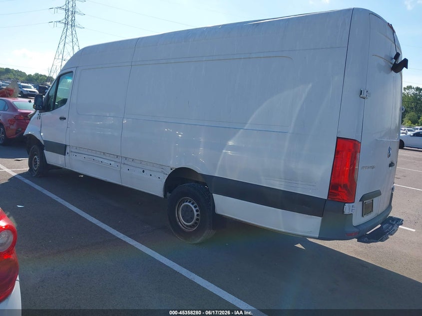 2019 Mercedes-benz Sprinter VIN WD4FF1CD0KT010340 IAAI salvage auction — FRONT END, Clear (Tennessee), sold $10,750 on 2026-07-07 (photo 3)