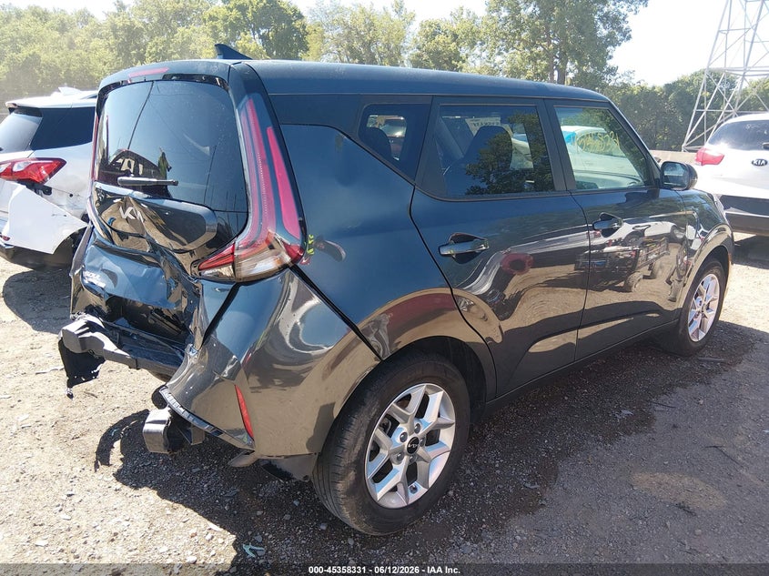 2024 Kia Soul VIN KNDJ23AU2R7914658 IAAI salvage auction — REAR END, Salvage (Indiana), sold $3,300 on 2026-07-22 (photo 4)