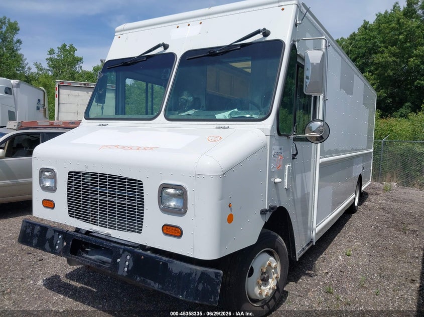 2021 Freightliner Mt55g VIN 4UZAC3GA0MCMX8625 IAAI salvage auction — REPOSSESSION, Clear (Indiana), sold $19,900 on 2026-08-04 (photo 2)