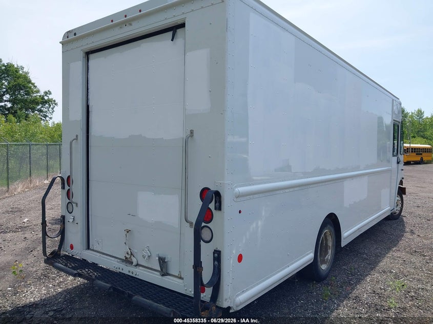 2021 Freightliner Mt55g VIN 4UZAC3GA0MCMX8625 IAAI salvage auction — REPOSSESSION, Clear (Indiana), sold $19,900 on 2026-08-04 (photo 4)