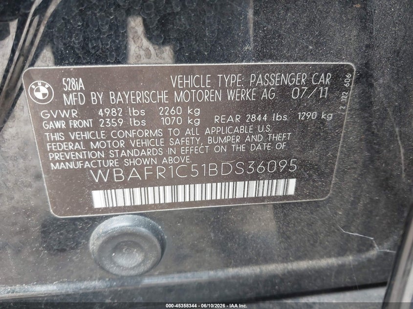 2011 BMW 5er VIN WBAFR1C51BDS36095 IAAI salvage auction — NORMAL WEAR, Clear-Dealer Only (North Carolina), sold $300 on 2026-07-06 (photo 9)