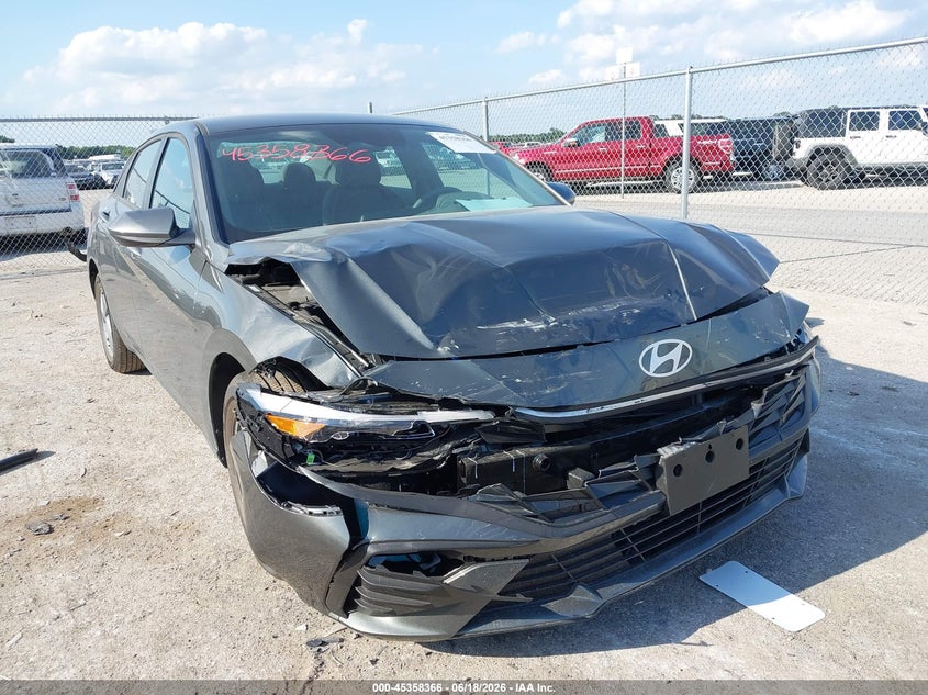 2026 Hyundai Elantra VIN KMHLL4DG6TU227902 IAAI salvage auction — FRONT END, Salvage (Texas), sold $5,700 on 2026-07-30 (photo 1)