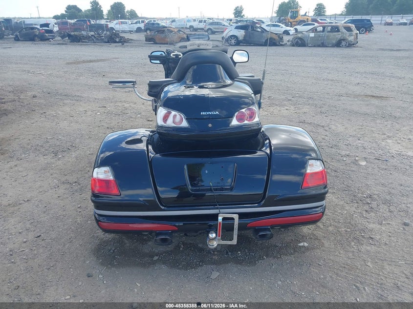 2008 Honda Gl1800c VIN 1HFSC47H98A702753 IAAI salvage auction — RIGHT SIDE, Clear (Arkansas), sold $8,800 on 2026-08-05 (photo 6)