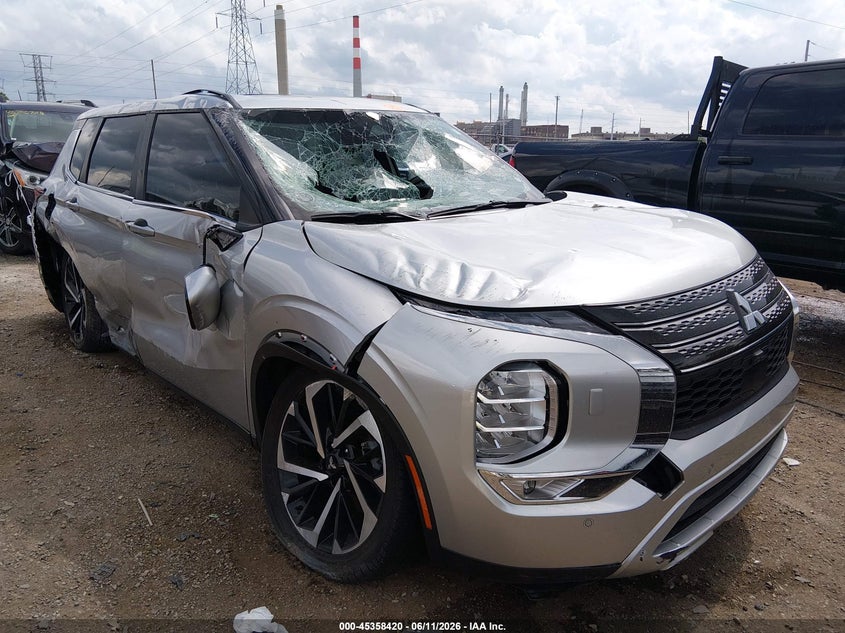 2023 Mitsubishi Outlander VIN JA4J4UA82PZ058891 IAAI salvage auction — ROLLOVER, Salvage (Indiana), sold $3,150 on 2026-07-22 (photo 6)