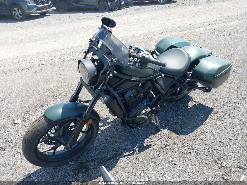 2024 Honda Cm VIN JH2SC8354RK300753 IAAI salvage auction — LEFT SIDE, Salvage (Tennessee), sold $2,750 on 2026-07-14 (photo 2)