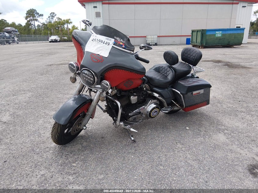 2007 Harley-davidson Flht VIN 1HD1FF4187Y600297 IAAI salvage auction — UNKNOWN, Rebuildable (Florida), sold $1,800 on 2026-07-07 (photo 2)