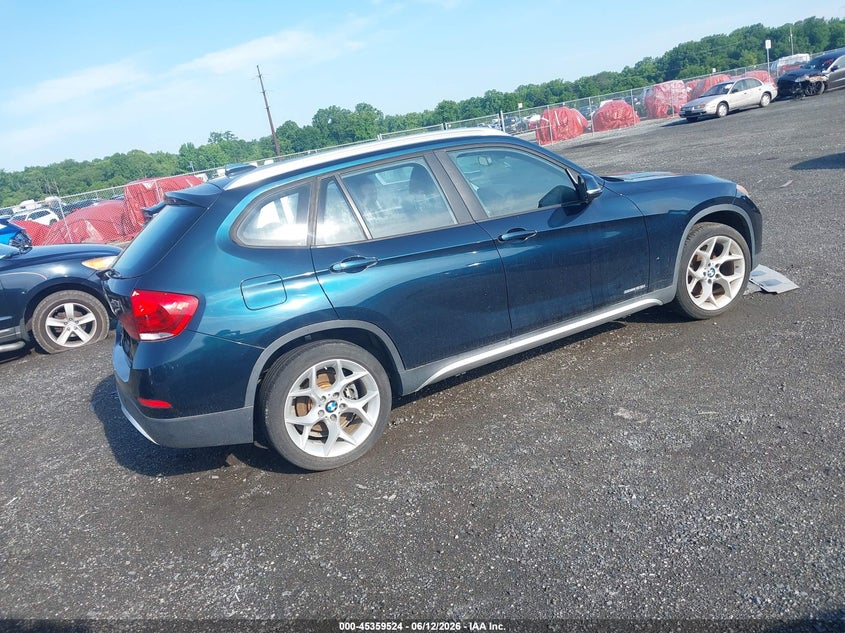 2014 BMW X1 VIN WBAVM1C5XEVW53966 IAAI salvage auction — NORMAL WEAR, Clear (Delaware), sold $600 on 2026-07-30 (photo 4)