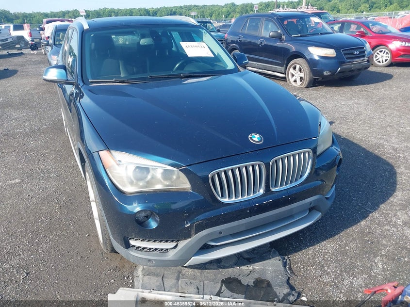 2014 BMW X1 VIN WBAVM1C5XEVW53966 IAAI salvage auction — NORMAL WEAR, Clear (Delaware), sold $600 on 2026-07-30 (photo 6)