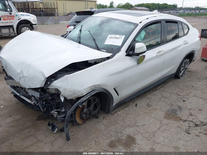2022 BMW X4 VIN 5UX33DT00N9K17363 IAAI salvage auction — FRONT END, Scrap (Michigan), sold $4,100 on 2026-07-08 (photo 2)