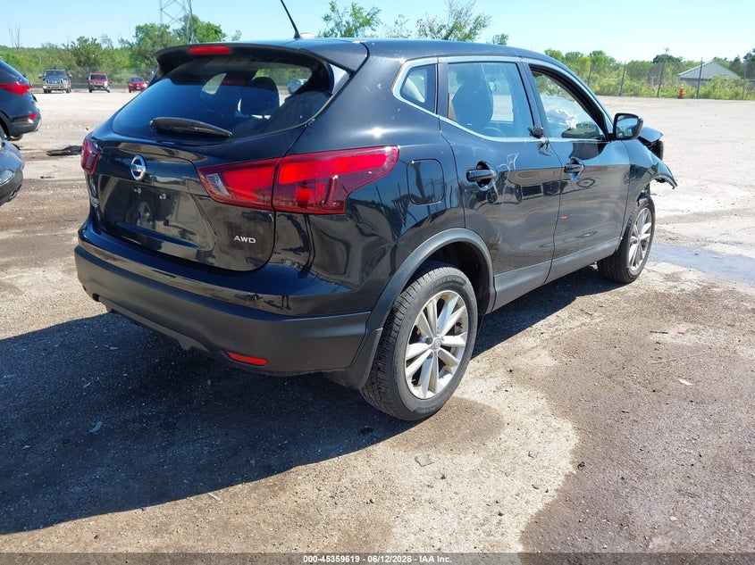 2017 Nissan Rogue VIN JN1BJ1CR1HW142732 IAAI salvage auction — FRONT END, Junk Bill Of Sale Mv2459 (Wisconsin), sold $1,100 on 2026-07-07 (photo 4)