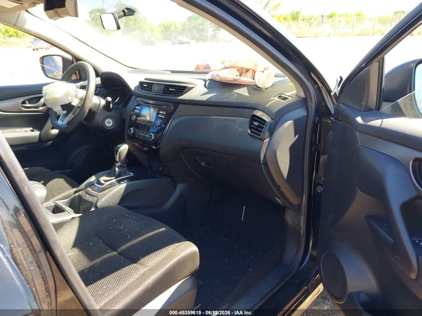 2017 Nissan Rogue VIN JN1BJ1CR1HW142732 IAAI salvage auction — FRONT END, Junk Bill Of Sale Mv2459 (Wisconsin), sold $1,100 on 2026-07-07 (photo 5)