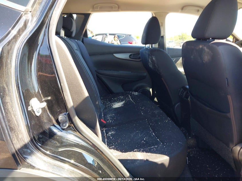 2017 Nissan Rogue VIN JN1BJ1CR1HW142732 IAAI salvage auction — FRONT END, Junk Bill Of Sale Mv2459 (Wisconsin), sold $1,100 on 2026-07-07 (photo 8)