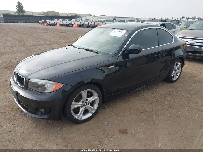 2012 BMW 1er VIN WBAUP9C54CVL91988 IAAI salvage auction — RIGHT SIDE, Salvage Title, sold $400 on 2026-07-20 (photo 2)
