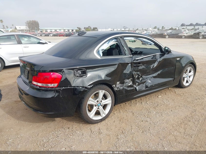 2012 BMW 1er VIN WBAUP9C54CVL91988 IAAI salvage auction — RIGHT SIDE, Salvage Title, sold $400 on 2026-07-20 (photo 4)