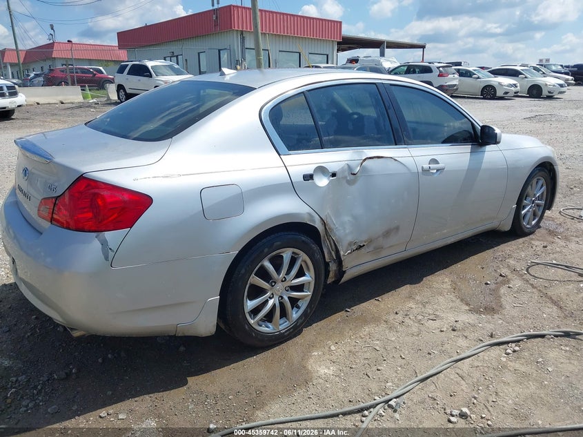 2008 Infiniti G35 VIN JNKBV61E88M221596 IAAI salvage auction — RIGHT SIDE, Clear (Tennessee), sold $225 on 2026-07-16 (photo 4)