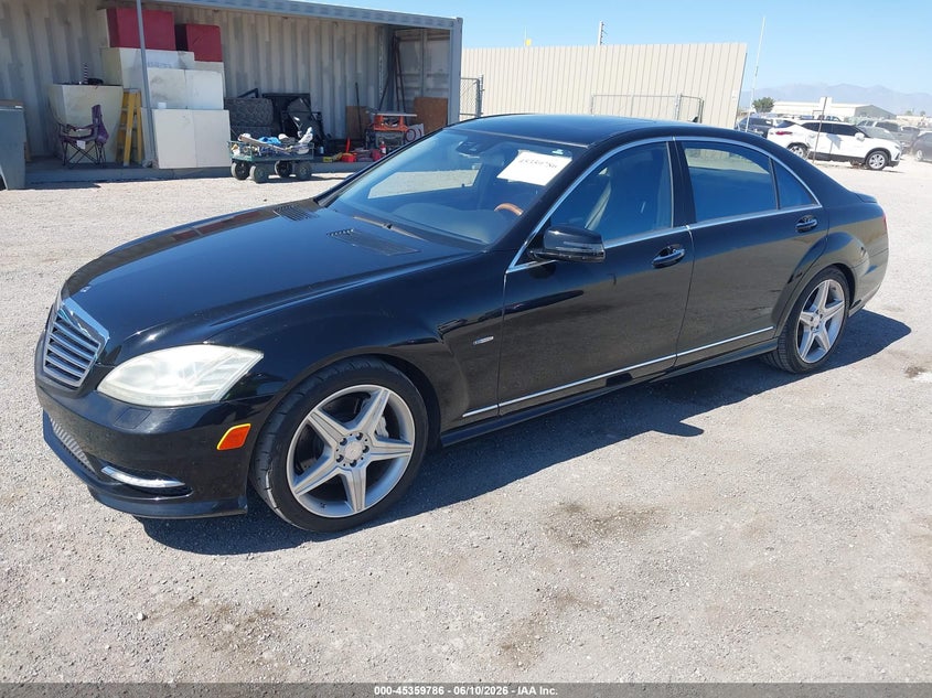 2010 Mercedes-benz S class VIN WDDNG9FB7AA299017 IAAI salvage auction — UNKNOWN, Clear (California), sold $25 on 2026-07-30 (photo 2)