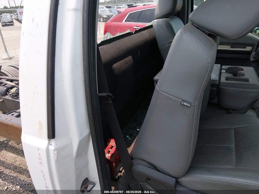 2012 Ford F550 VIN 1FDUF5GT8CEA34087 IAAI salvage auction — NORMAL WEAR, Clear (Louisiana), sold $325 on 2026-07-08 (photo 7)