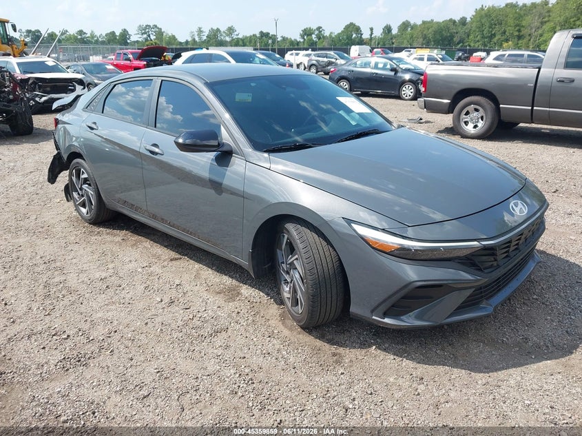 2025 Hyundai Elantra VIN KMHLM4DG3SU958024 IAAI salvage auction — REAR END, Salvage Title, sold $4,700 on 2026-08-26 (photo 1)