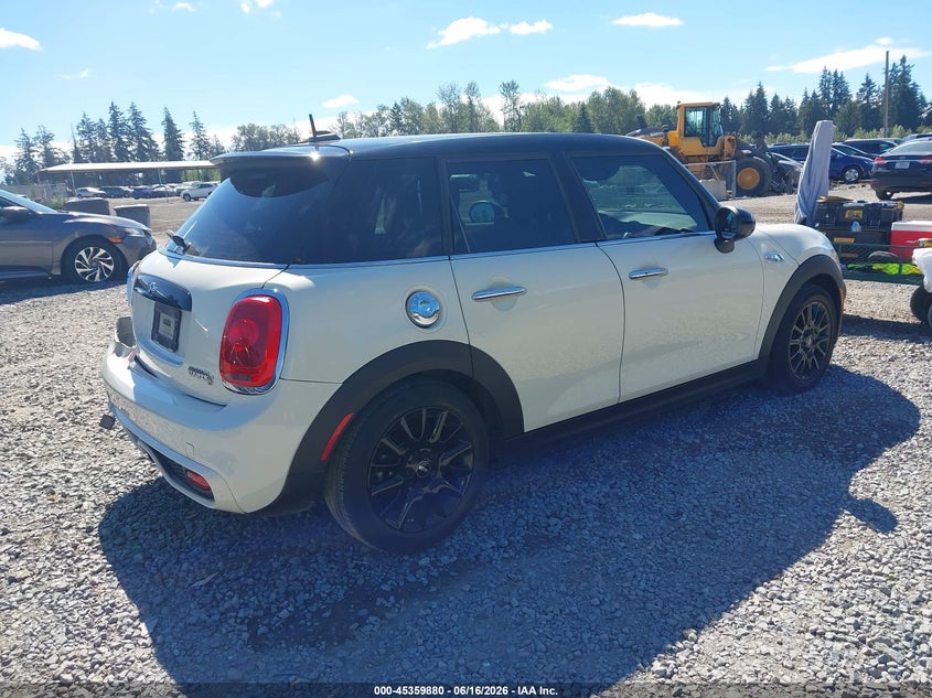 2016 Mini Hard top VIN WMWXU3C59G2B62879 IAAI salvage auction — REAR END, Bill Of Sale (Washington), sold $3,450 on 2026-07-08 (photo 4)