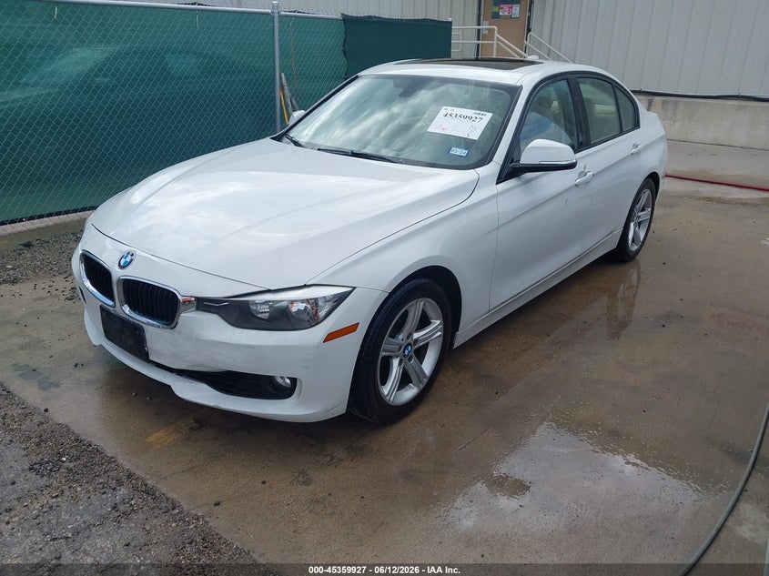 2013 BMW 3 series VIN WBA3A5G56DNP25780 IAAI salvage auction — FRONT END, Original (Texas), sold $1,050 on 2026-07-20 (photo 2)