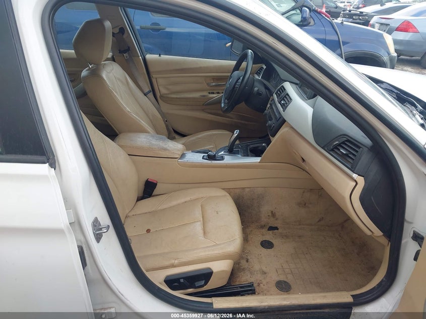 2013 BMW 3 series VIN WBA3A5G56DNP25780 IAAI salvage auction — FRONT END, Original (Texas), sold $1,050 on 2026-07-20 (photo 5)