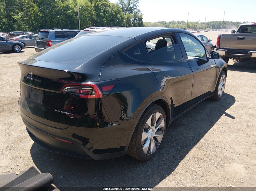 2021 Tesla Model y VIN 5YJYGDEE5MF064634 IAAI salvage auction — LEFT FRONT, Salvage - Greater Than 75% (Maryland), sold $6,100 on 2026-07-08 (photo 4)