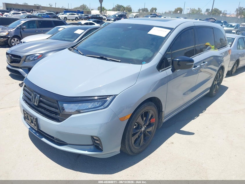 2024 Honda Odyssey VIN 5FNRL6H78RB043390 IAAI salvage auction — SIDE, Salvage Title, sold $7,700 on 2026-07-29 (photo 2)