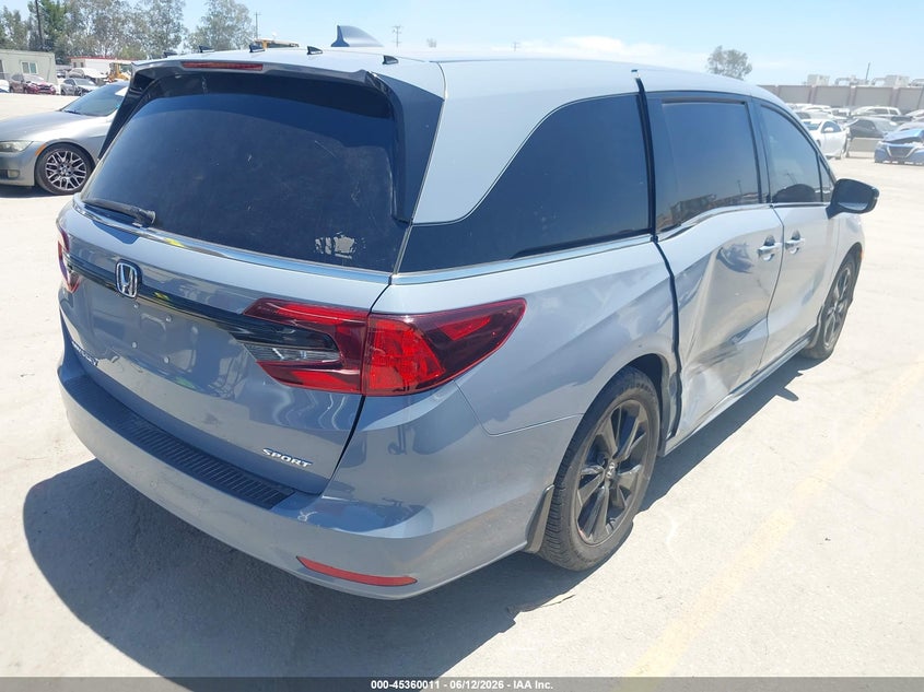 2024 Honda Odyssey VIN 5FNRL6H78RB043390 IAAI salvage auction — SIDE, Salvage Title, sold $7,700 on 2026-07-29 (photo 4)
