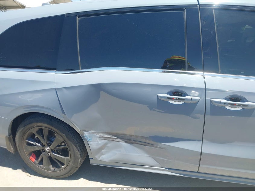 2024 Honda Odyssey VIN 5FNRL6H78RB043390 IAAI salvage auction — SIDE, Salvage Title, sold $7,700 on 2026-07-29 (photo 6)