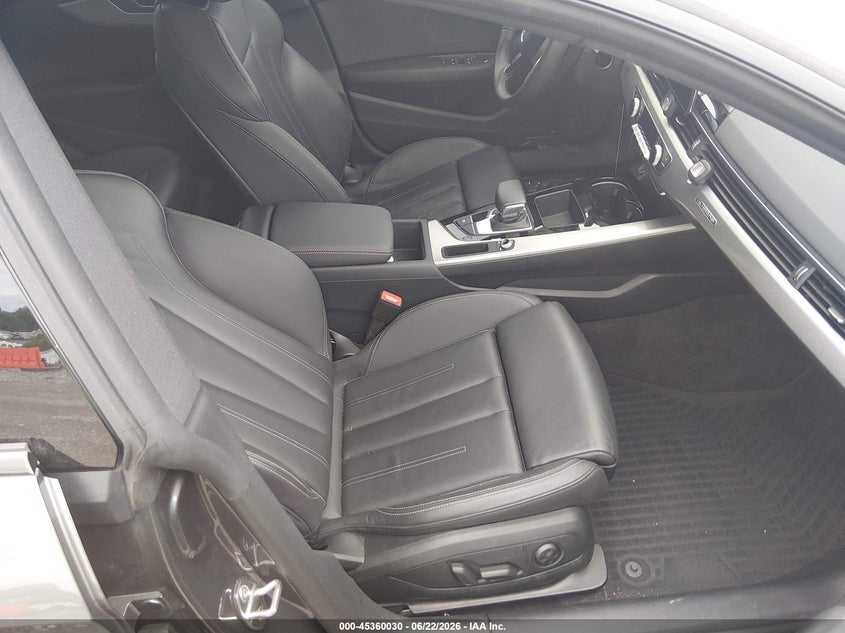 2024 Audi A5 VIN WAUDACF59RA108379 IAAI salvage auction — SIDE, Clear (Tennessee), sold $17,650 on 2026-08-27 (photo 5)