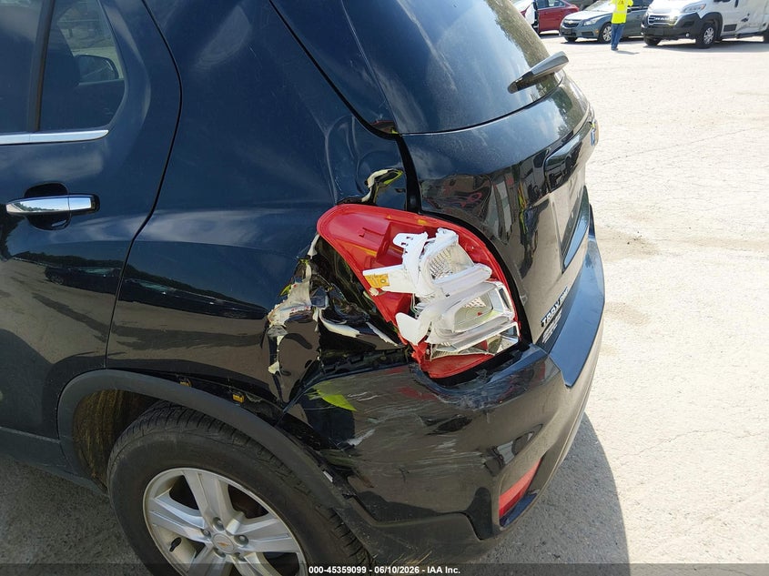 2019 Chevrolet Trax VIN KL7CJPSB1KB943570 IAAI salvage auction — REAR END, Salvage (Maine), sold $1,400 on 2026-07-27 (photo 6)