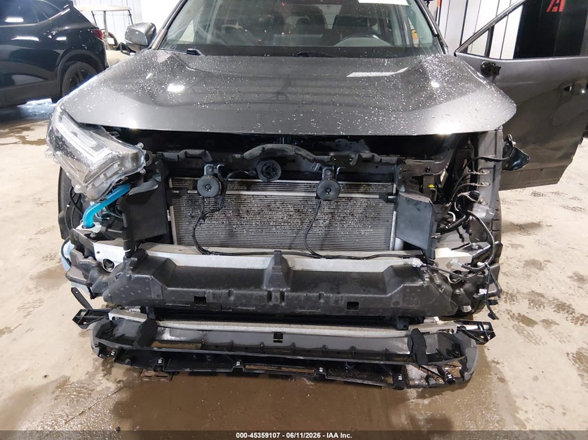 2023 Toyota Rav 4 VIN JTMRWRFV8PD200169 IAAI salvage auction — FRONT & REAR, Salvage (Illinois), sold $11,300 on 2026-07-29 (photo 6)