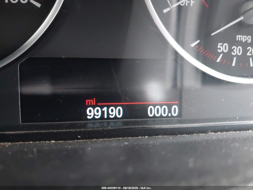 2018 BMW 3er VIN WBA8B9G54JNU98627 IAAI salvage auction — MECHANICAL, Original (Texas), sold $1,550 on 2026-07-29 (photo 7)