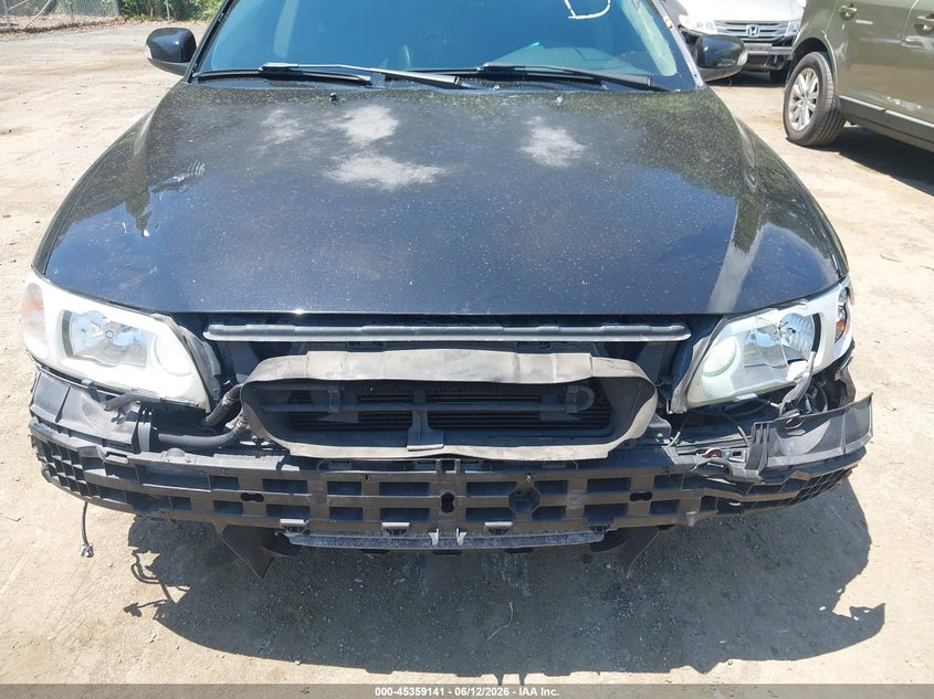2007 Volvo S60 VIN YV1RH527X72614697 IAAI salvage auction — FRONT & REAR, Salvage - Greater Than 75% (Maryland), sold $250 on 2026-07-11 (photo 6)