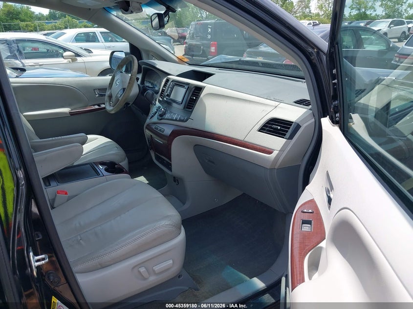2014 Toyota Sienna VIN 5TDYK3DC3ES435330 IAAI salvage auction — FRONT END, Salvage Title, sold $1,700 on 2026-07-21 (photo 5)