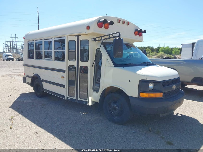 2003 Chevrolet Bus express cutaway VIN 1GBJG31U031153628 IAAI salvage auction — UNKNOWN, Clear (New Mexico), sold $75 on 2026-07-08 (photo 1)