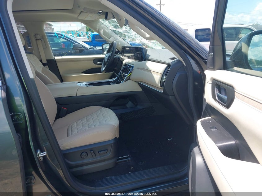 2025 Nissan Armada VIN JN8AY3EB2S9102945 IAAI salvage auction — ROOF, Salvage (Tennessee), sold $43,500 on 2026-07-20 (photo 5)
