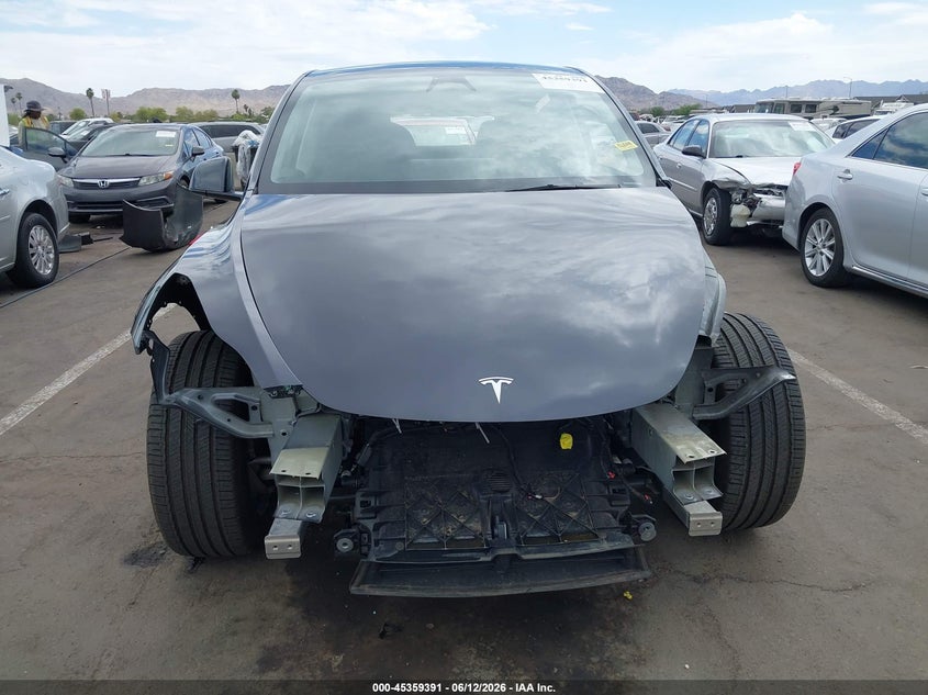 2025 Tesla Model y VIN 7SAYGDED8SF269260 IAAI salvage auction — FRONT END, Salvage (Arizona), sold $10,900 on 2026-07-21 (photo 6)