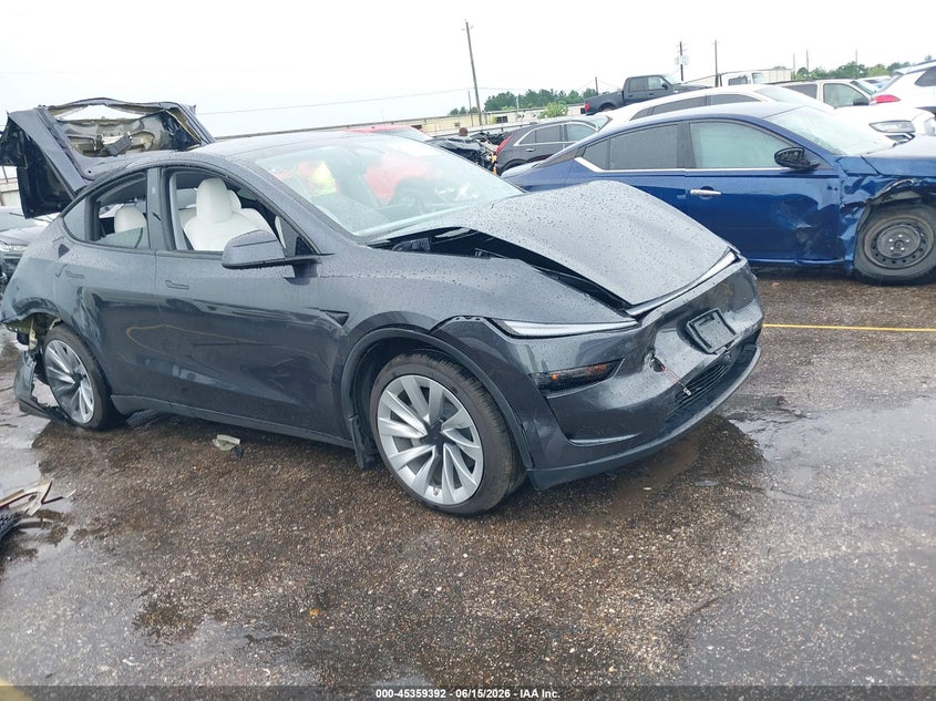 2026 Tesla Model y VIN 7SAYGDEE1TA466407 IAAI salvage auction — REAR END, Salvage Title, sold $7,300 on 2026-07-22 (photo 1)