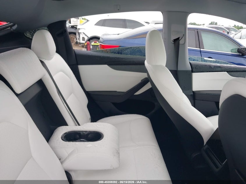2026 Tesla Model y VIN 7SAYGDEE1TA466407 IAAI salvage auction — REAR END, Salvage Title, sold $7,300 on 2026-07-22 (photo 8)